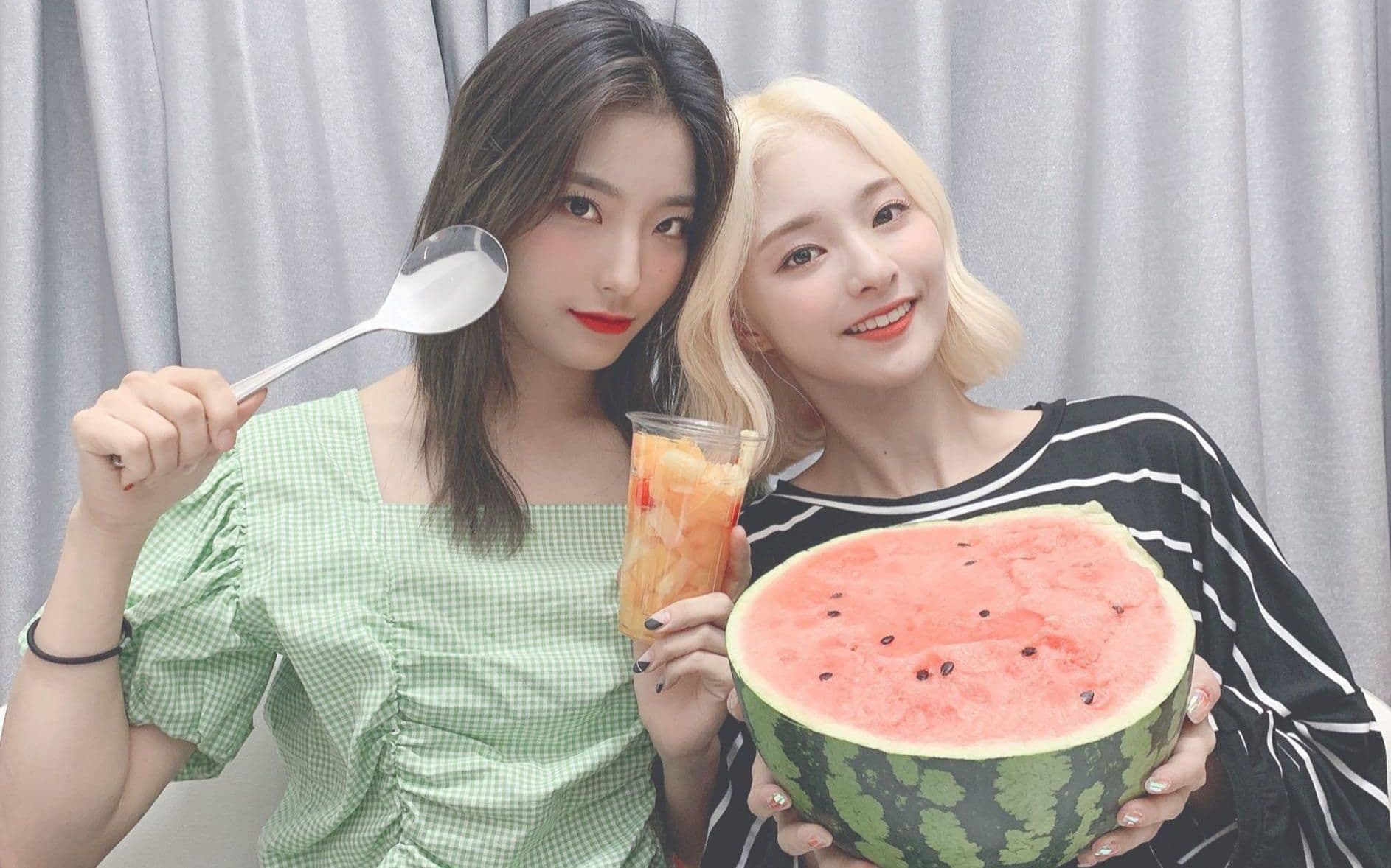 图片[1]-吃瓜翻车现场！当红小花被曝“人设崩塌”？内幕流出，吃瓜群qq群免费爆料惊呆网友！-吃瓜